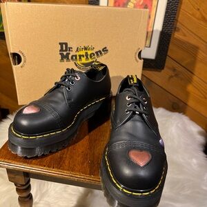 Dr. Martens Black Heart Detail Women's Shoes